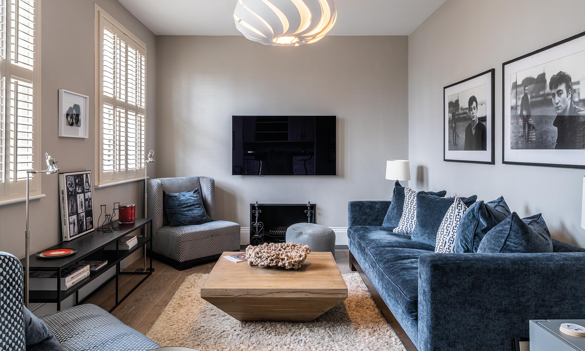 high_end_residential_goldaming_0